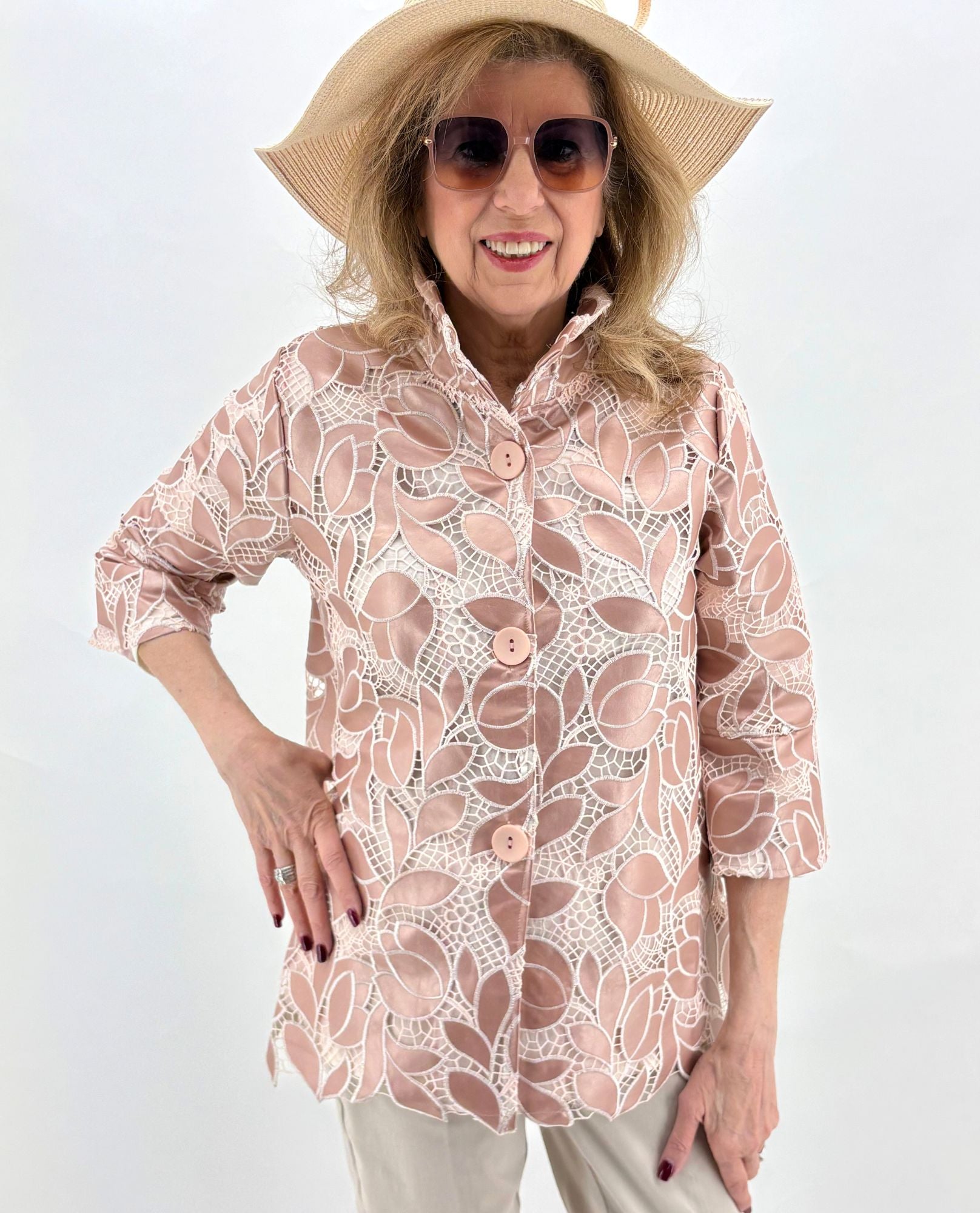 DAMEE 2479 VESTE EN DENTELLE PLISSURE FLEURIE